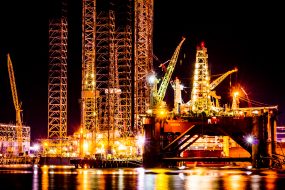 galveston-oil-platforms-night